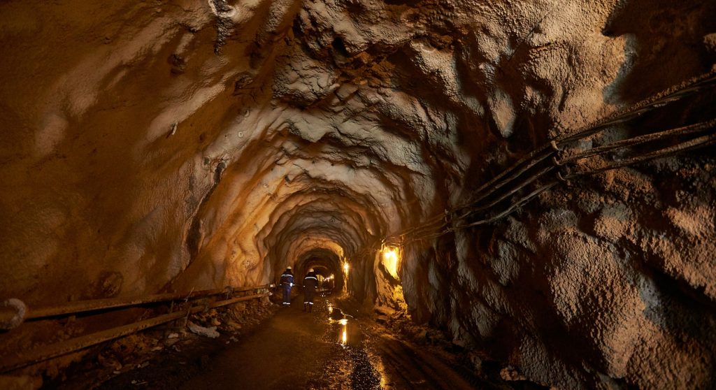 old-tunnel-shutterstock_1369203827-s